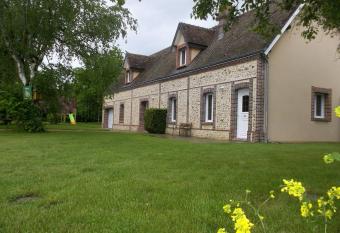 Gite du Petit Potron has Balcony rooms