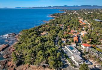 SOWELL Family Riviera has Balcony rooms