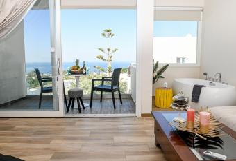 Residence by Georgia Studios has Balcony rooms