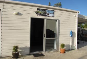 Cruz Inn allows 18 year olds to book a room