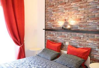 la casa di asmei b & b Lucera has Balcony rooms