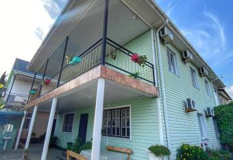Nelli Abhazia has Balcony rooms