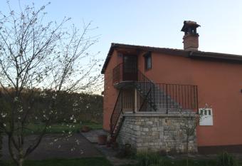 Apartment Kornarija has Balcony rooms