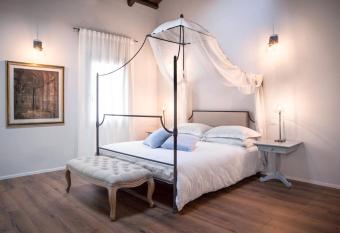 Ca  Ciaran has Balcony rooms