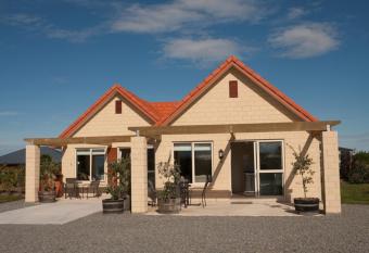 Teviot View Accommodation has Balcony rooms