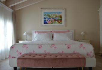 B&B La Fiaba has Balcony rooms