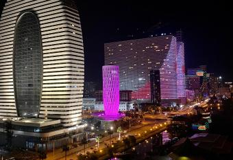 Magnolia Apartment Terrace 3 has Smoking rooms