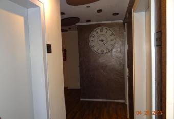 Hotel h4 easy allows 18 year olds to book a room