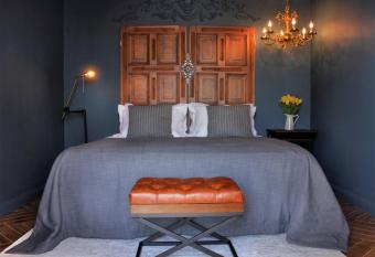 Boutique Hotel Apsuana Rose has Balcony rooms