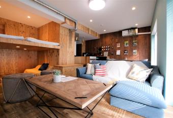 365BASE outdoor hostel has Balcony rooms