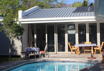 B&B@9.Libertas allows 18 year olds to book a room