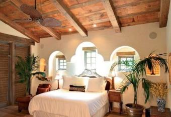 Millenium Manuel Antonio Park and beach has Balcony rooms