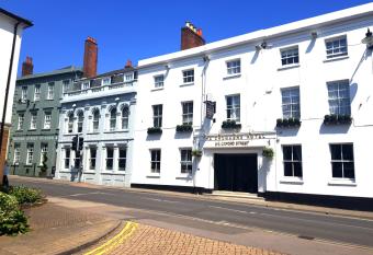 The Chequers Hotel allows 18 year olds to book a room