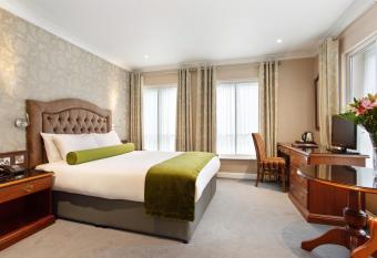 Drury Court Hotel has Balcony rooms