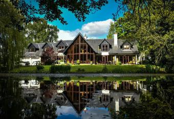 Willowbeck Lodge Boutique Hotel has Balcony rooms