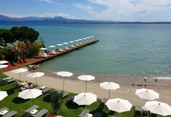 Hotel Ocelle Thermae&Spa (Adults Only) allows 18 year olds to book a room