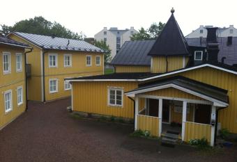 Uppsala L  genhetshotell has Balcony rooms