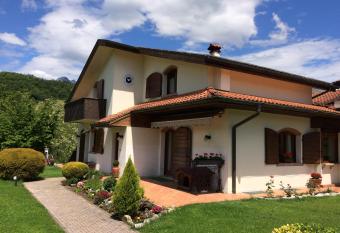La Pecora Nera Bed & Breakfast Belluno has Balcony rooms