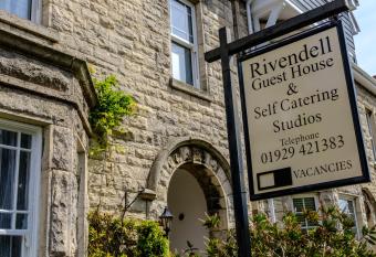 The Rivendell Self Catering Studios allows 18 year olds to book a room