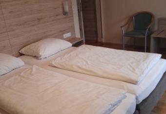 Hotel Gasthof Momm has Balcony rooms