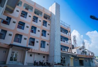 Hotel Chanma International allows 18 year olds to book a room