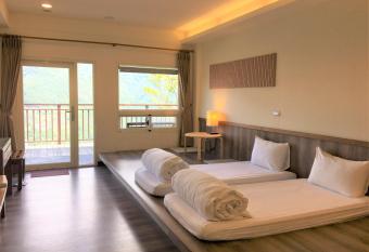 Cloud Villa has Balcony rooms