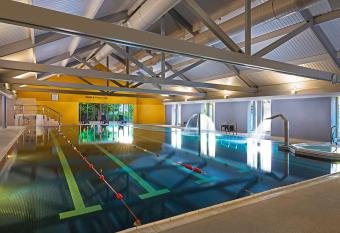 Midlands Park Hotel allows 18 year olds to book a room