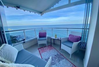 Trabzon Seaside has Balcony rooms