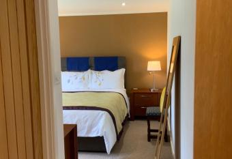 West Lodge B&B allows 18 year olds to book a room