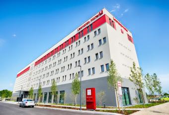 Leonardo Hotel Munich City East allows 18 year olds to book a room