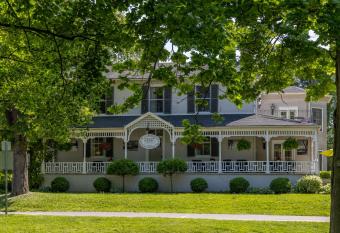The Old Bank House allows 18 year olds to book a room