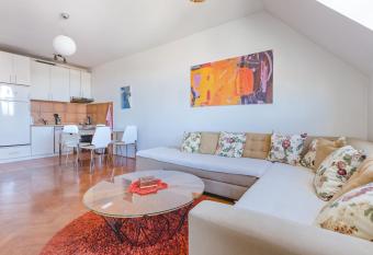 Old town Beauty Apartment with great view has Balcony rooms