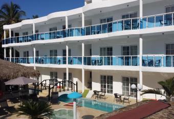 El Cabarete Spa Resort all-Inclusive allows 18 year olds to book a room