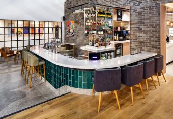 Holiday Inn Brentwood, an IHG Hotel allows 18 year olds to book a room