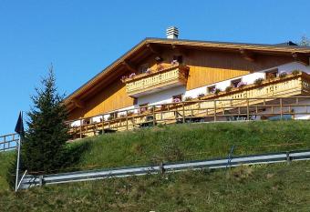 Belvedere Mountain Experience has Balcony rooms