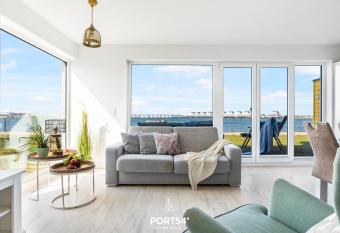 D  nenpalais has Balcony rooms