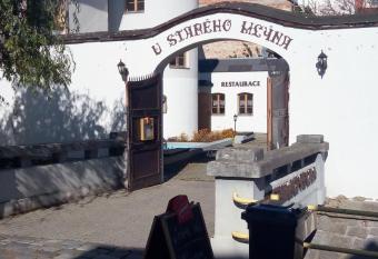 Penzion s restaurac    allows 18 year olds to book a room