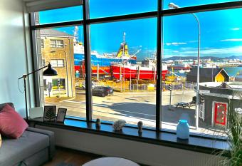 Downtown Reykjavik has Balcony rooms