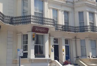 The Berkeley Guesthouse allows 18 year olds to book a room