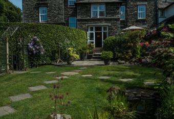 The Willowsmere (Adults Only) allows 18 year olds to book a room