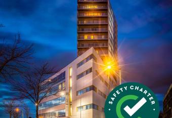 Metro Hotel Dublin Airport has Balcony rooms