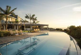 Premier Resort Cutty Sark allows 18 year olds to book a room