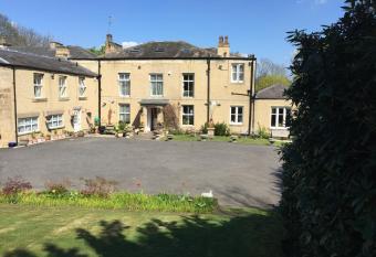 Hedgefield House allows 18 year olds to book a room