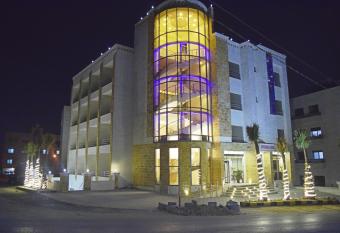 Aljamal Hotel allows 18 year olds to book a room