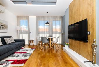 Windrose Design Apartments allows 18 year olds to book a room