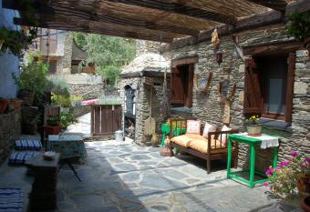 La Coberta-Lo Paller del Coc has Balcony rooms