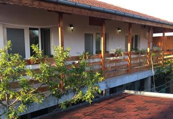 Guest House Pri Germanetsa has Balcony rooms