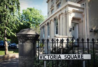 Victoria Square Hotel Clifton Village allows 18 year olds to book a room