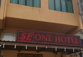 Se One Hotel allows 18 year olds to book a room