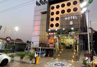 Temple City Hotels India Pvt. Ltd has Balcony rooms